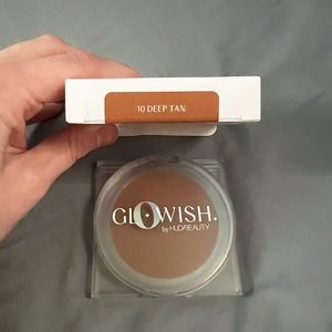 Huda beauty glowish powder